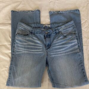 LEI Sophia Hipster Flare Faded Jeans, Distressed, (168)